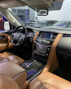 Infiniti QX80